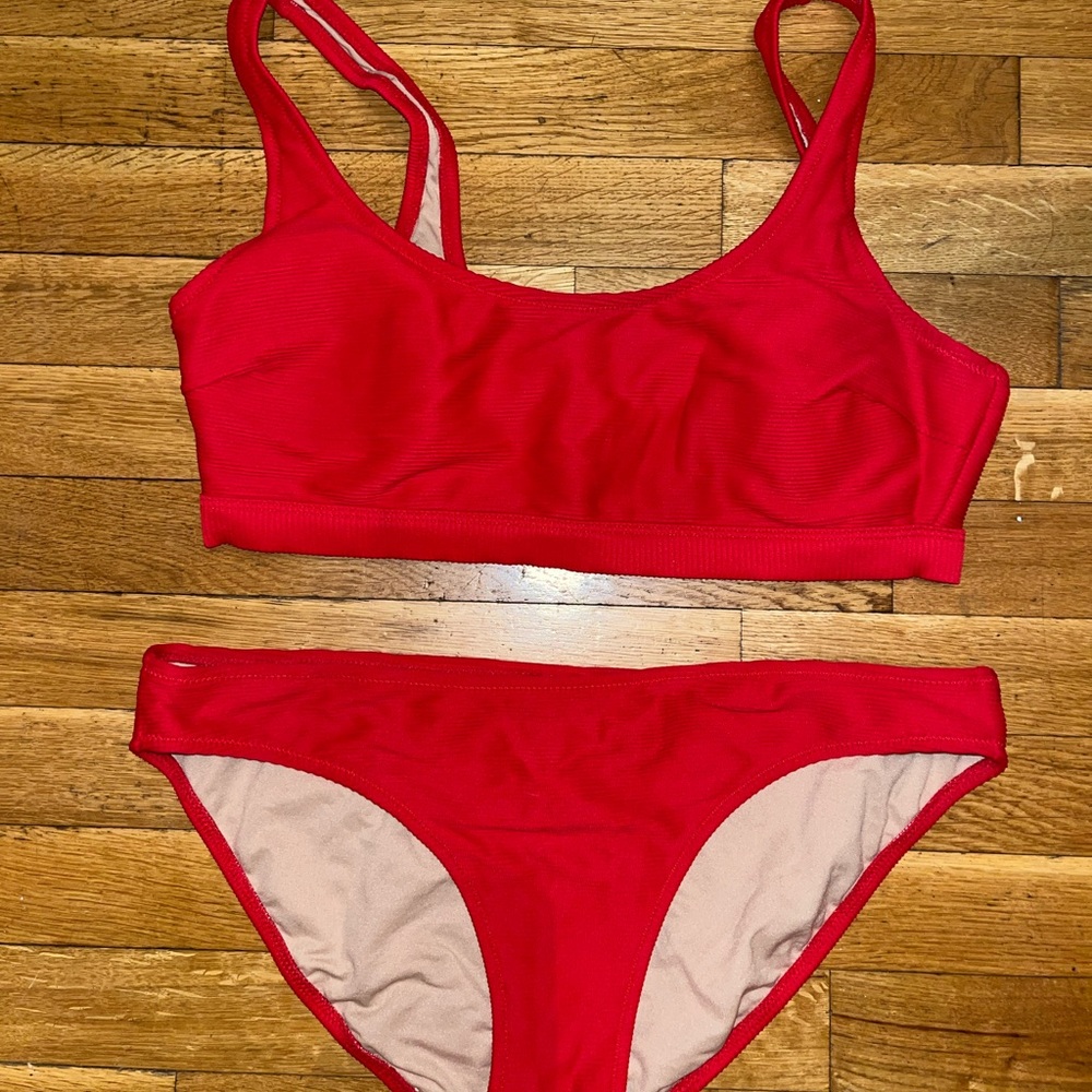 Old navy swimsuit 2 piece